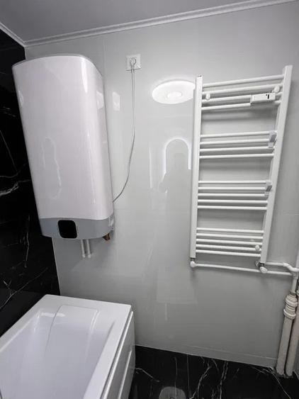 Apartament cu 2 camere semidecomandat, mobilat în Basarab