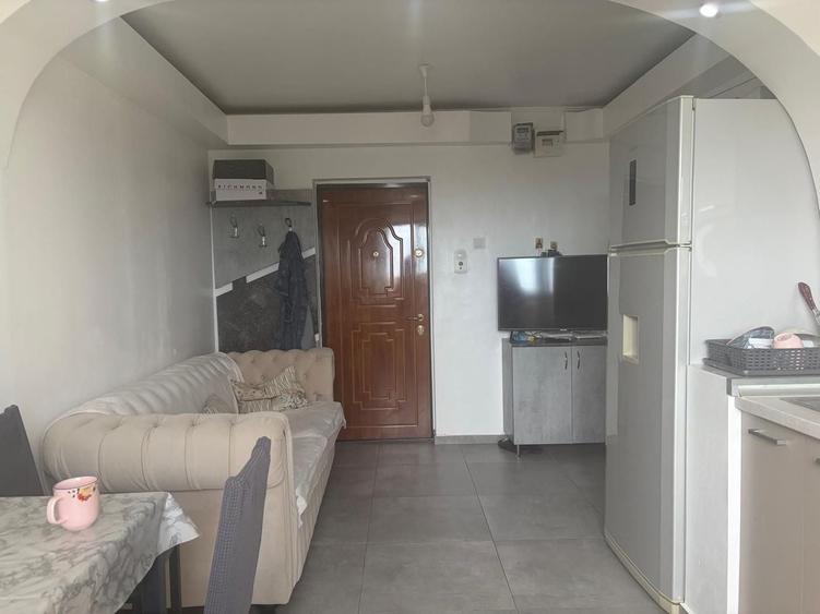 Apartament cu 2 camere decomandat în Alexandru Obregia