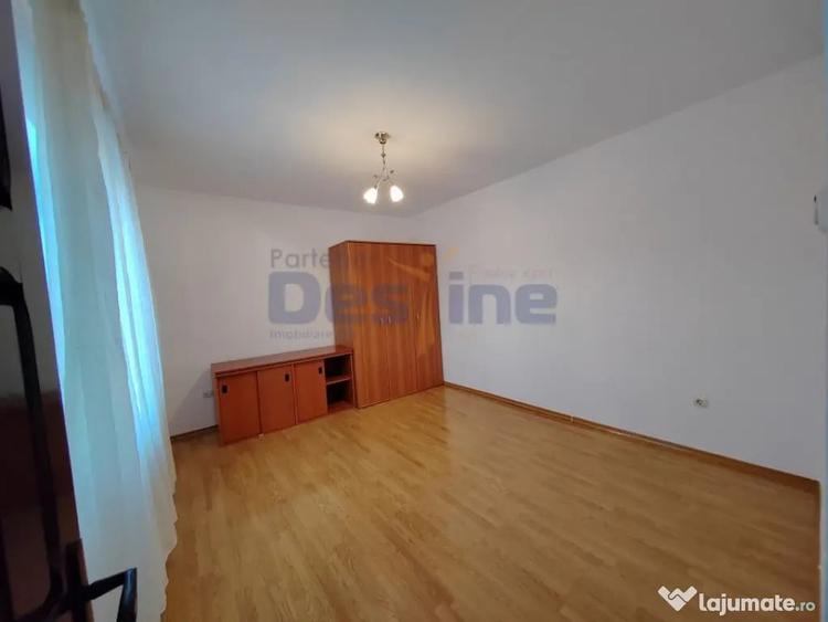 Casă cu 4 camere cu Teren 635 Mp în Bucium