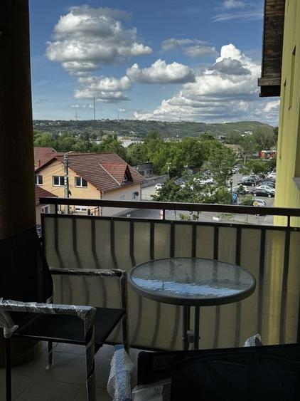 Apartament cu 2 camere semidecomandat în Nufărul