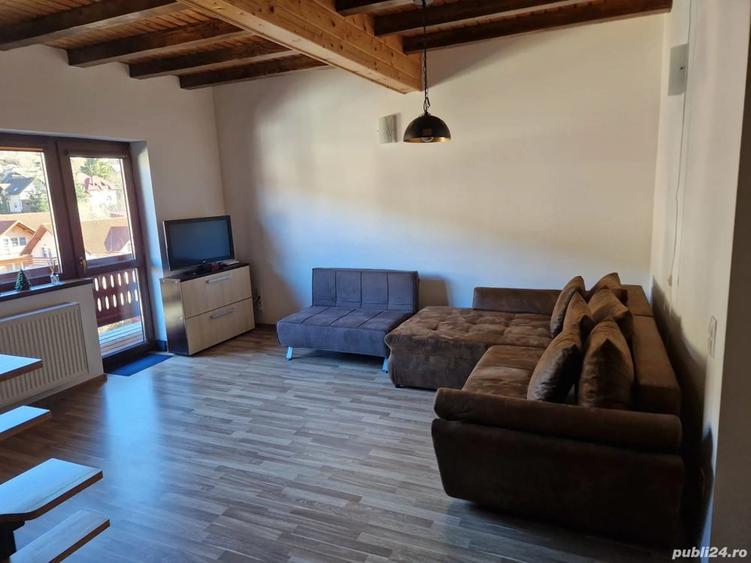 Apartament cu 2 camere decomandat în Poiana Țapului