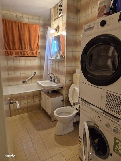 Apartament cu 4 camere decomandat în Malul Mureșului