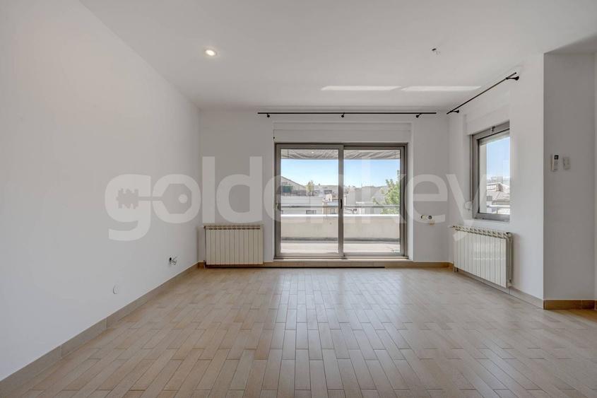 Apartament cu 4 camere semidecomandat, mobilat în Dorobanți