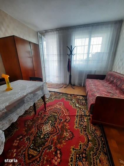 Perfect pentru elevi /studenti , inchiriez apartament 2 camere - 1