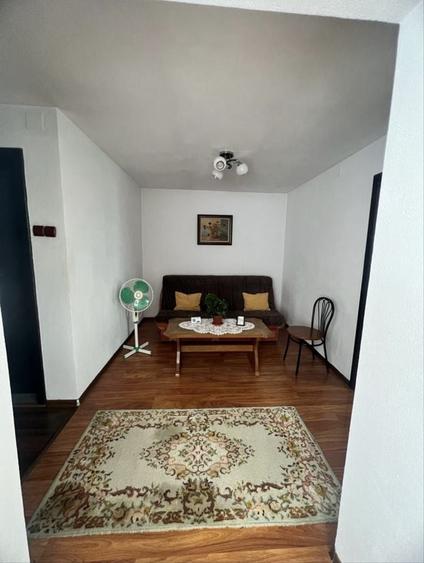 Casă cu 3 camere în Central