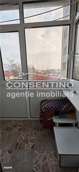 Se vinde imobil cu 3 camere , dec, etaj 3 , in cart.Micro 5 , liber - 5