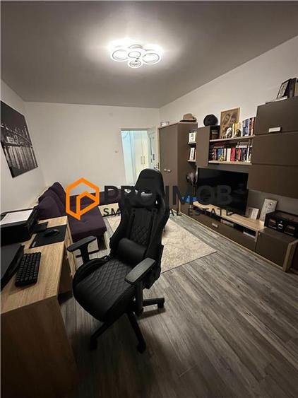 Apartament cu 2 camere decomandat, mobilat în 1 Decembrie