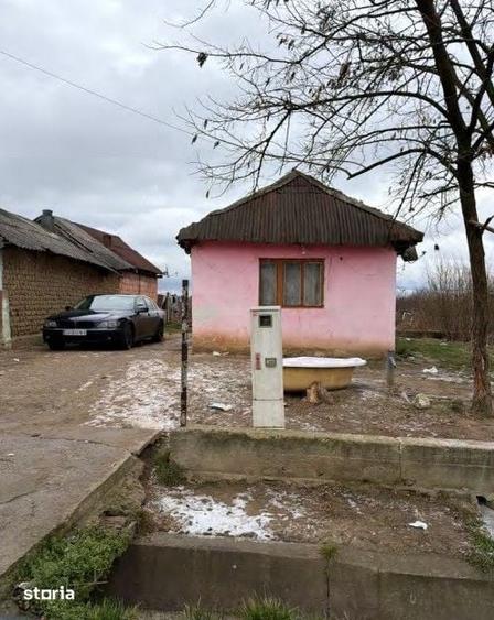 Casă cu 1 camere cu Teren 540 Mp în Apa