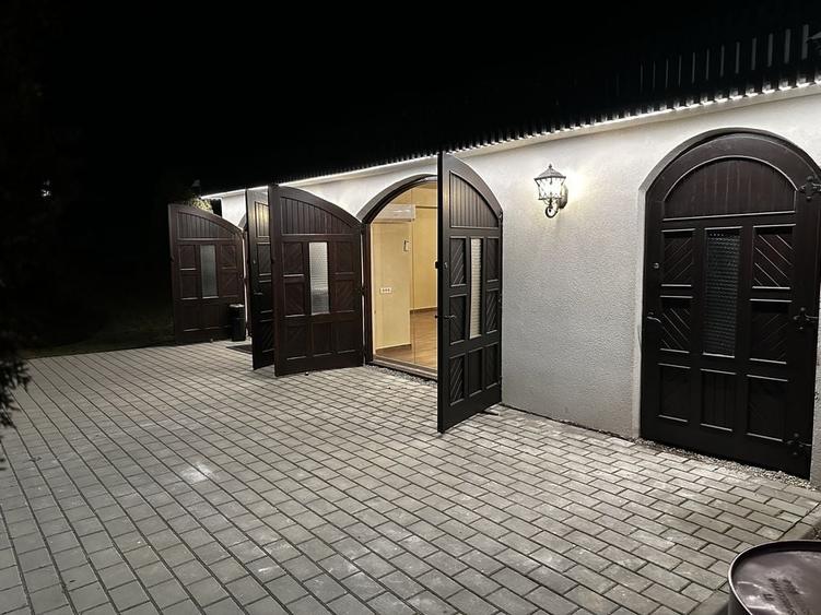 Spațiu comercial, de 60 mp, în Moieciu