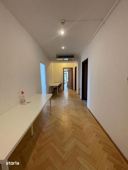 Apartament cu 4 camere decomandat în Eminescu