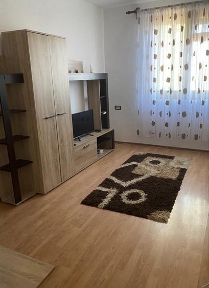 Apartament cu 2 camere nedecomandat în Central