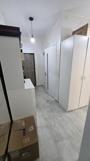Apartament cu 3 camere decomandat în Drumul Taberei