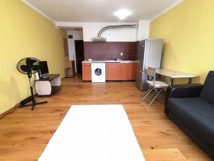 Garsonieră nedecomandată, mobilată în Broscărie