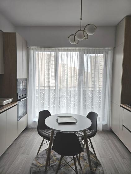 Apartament cu 2 camere semidecomandat, mobilat în Theodor Pallady