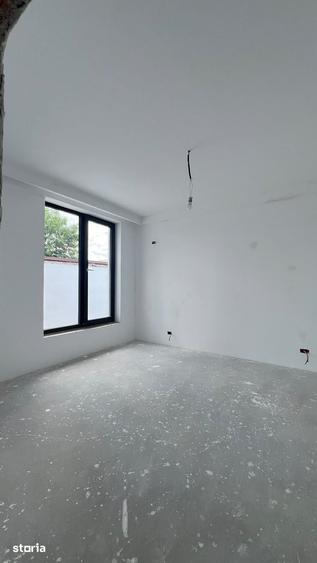 Casă cu 5 camere cu Teren 255 Mp în Bucureștii Noi