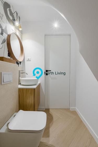 Duplex cu 5 camere cu Canalizare în Central