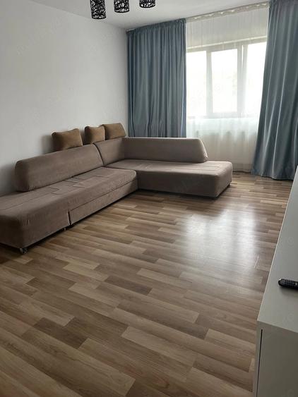 Apartament cu 2 camere decomandat în Exterior Vest