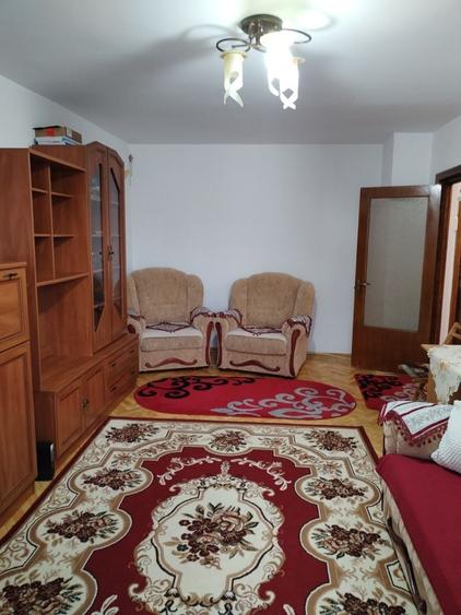 Apartament cu 2 camere decomandat în Exterior Vest