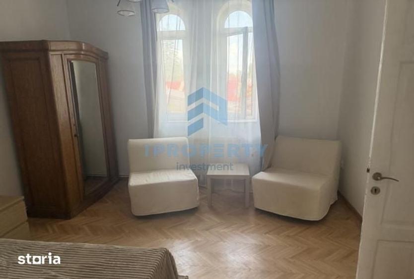 Apartament cu 3 camere semidecomandat în Grivița