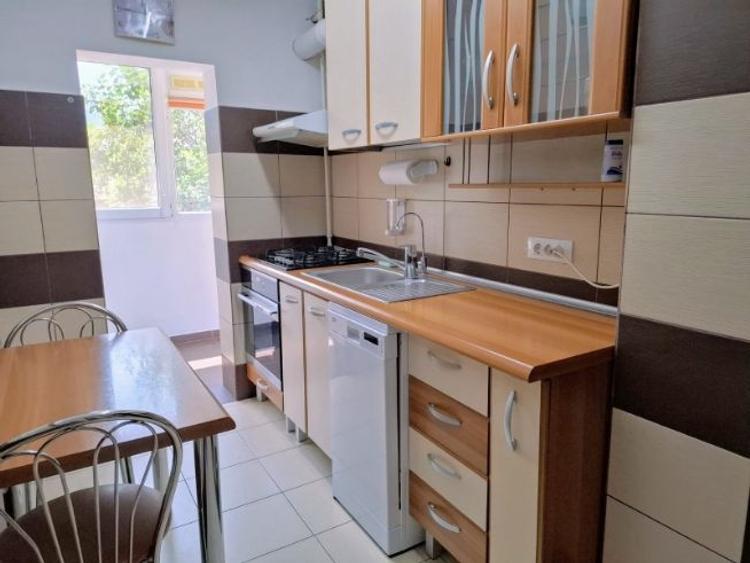 Apartament cu 2 camere decomandat în Aurel Vlaicu