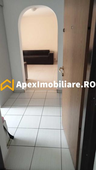 Apartament cu 3 camere decomandat, mobilat în Dristor