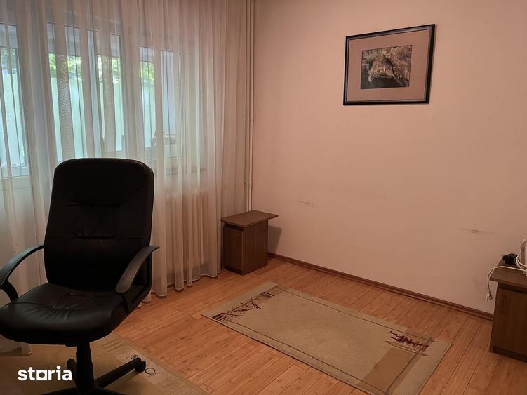Apartament cu 3 camere în Centrul Istoric