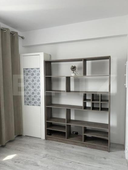 Apartament cu 3 camere în Torontalului