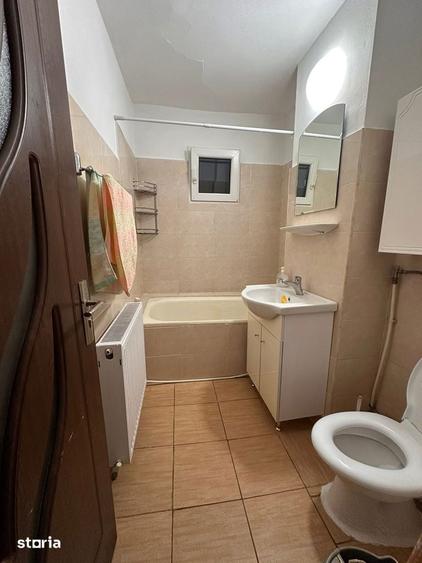 De vanzare apartament 2 camere si balcon,etj intermediar. Pret 43000e - 10