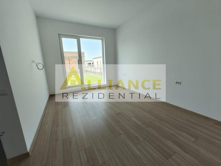 Casă cu 3 camere cu Teren 350 Mp în Berceni