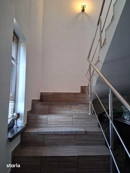 Casă cu 3 camere cu Teren 120 Mp în Domnești