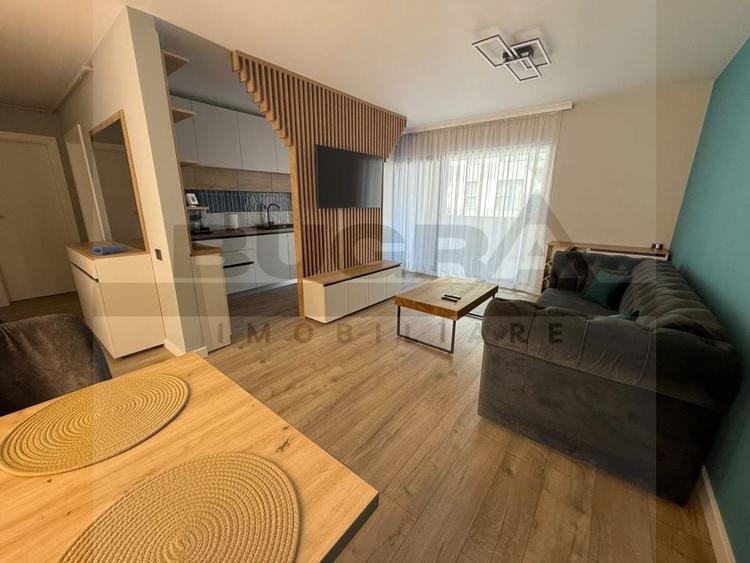 Apartament cu 2 camere semidecomandat, mobilat în Ultracentral