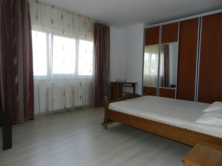 Închiriere 2 camere decomandat | 54 mp + balcon | Parcare subterană - 9