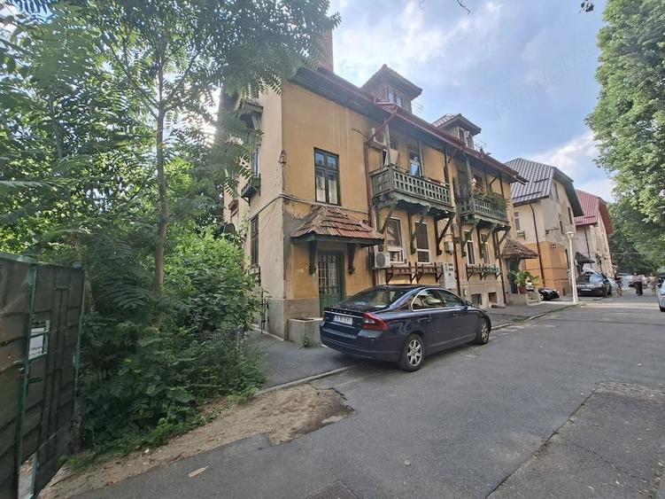 Garsonieră decomandată în Unirii