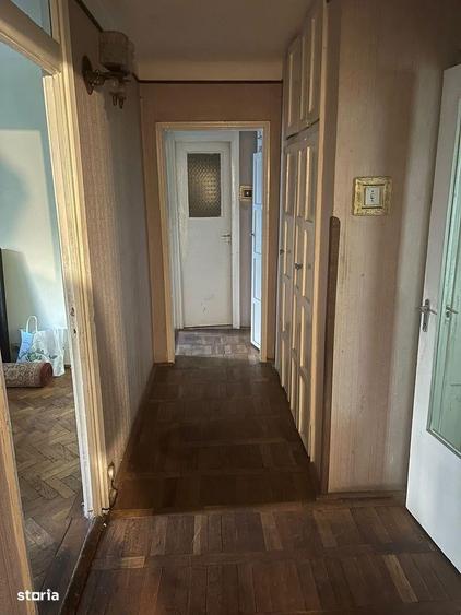 Apartament cu 4 camere în 1 Mai