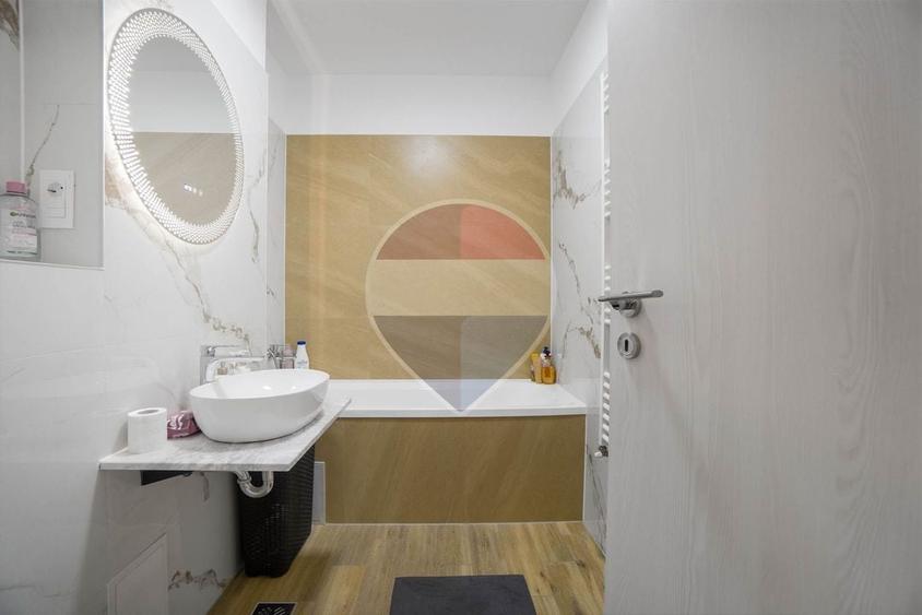 Apartament cu 2 camere semidecomandat, mobilat în Sânpetru