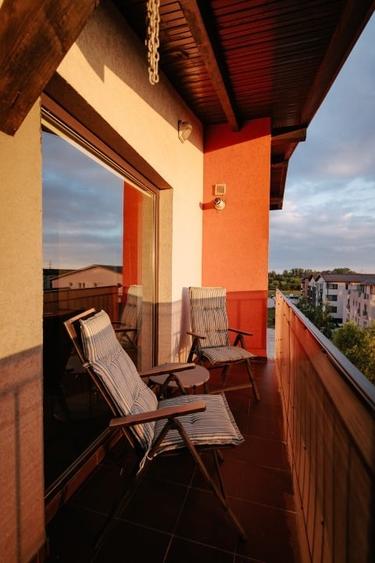 Apartament cu 3 camere decomandat, mobilat în Giroc