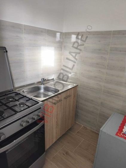 Apartament cu 3 camere decomandat în Calea Călărașilor
