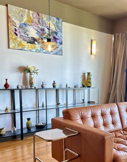 Apartament cu 3 camere semidecomandat, mobilat în Pipera