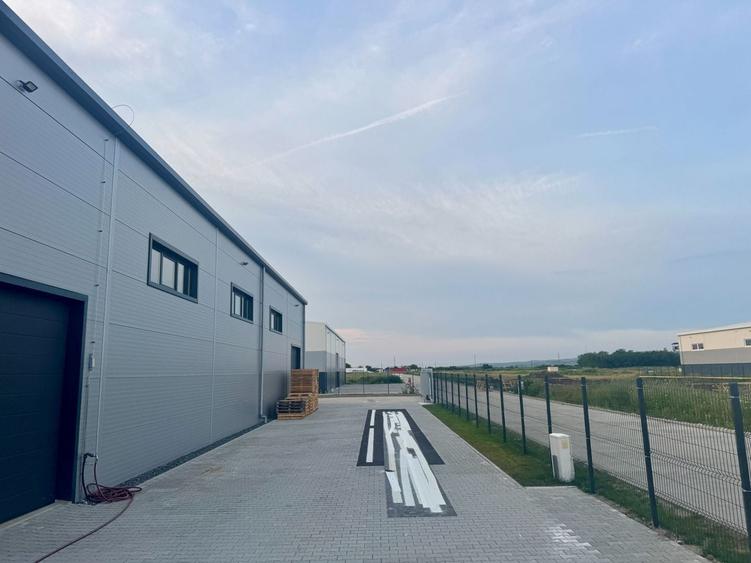 Spațiu industrial, de 528 mp, în Central