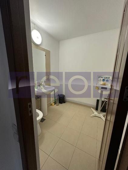 Apartament cu 3 camere decomandat în P-ța Alba Iulia