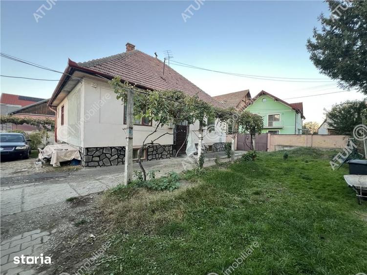 Casă cu 6 camere cu Teren 1260 Mp în Turnișor