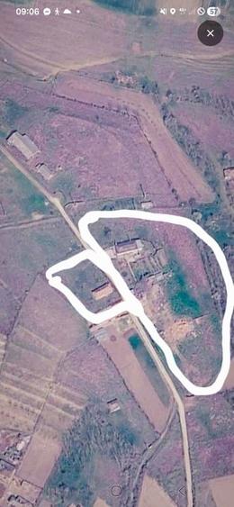 Casă individuală cu 5 camere cu Teren 7000 Mp în Almălău