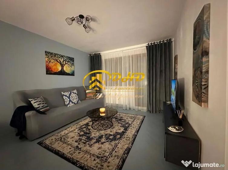 Apartament cu 2 camere semidecomandat, mobilat în Central