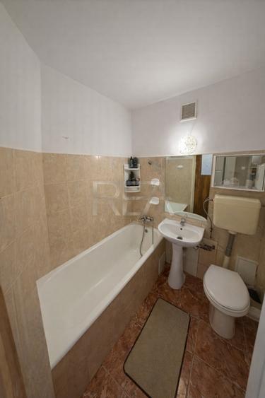 Apartament cu 3 camere semidecomandat, mobilat în Theodor Pallady