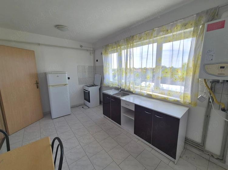 Apartament cu 3 camere decomandat în Ultracentral