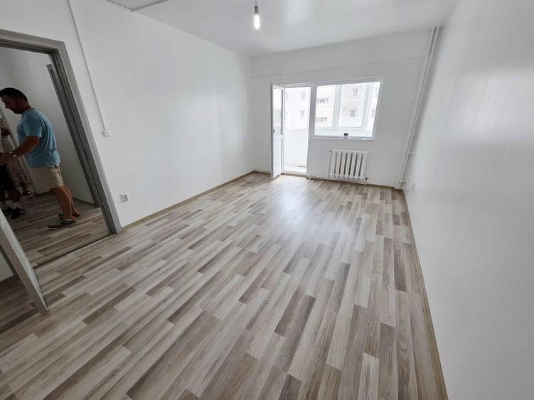 Apartament cu 2 camere în Mircea cel Bătrân