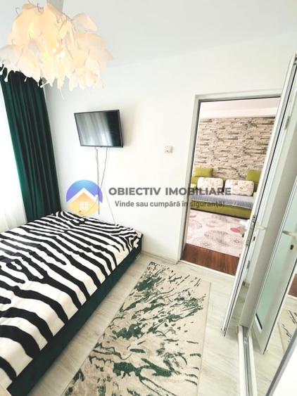 Apartament cu 3 camere semidecomandat în Central
