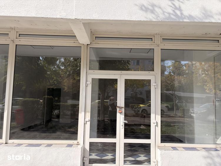 Spațiu comercial, de 45 mp, în Central