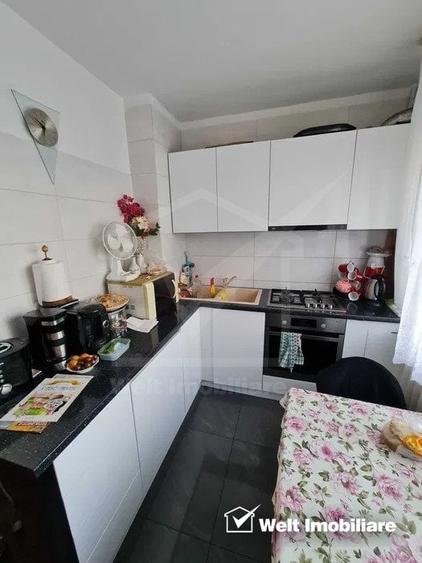 Apartament cu 3 camere decomandat, mobilat în Dâmbul Rotund