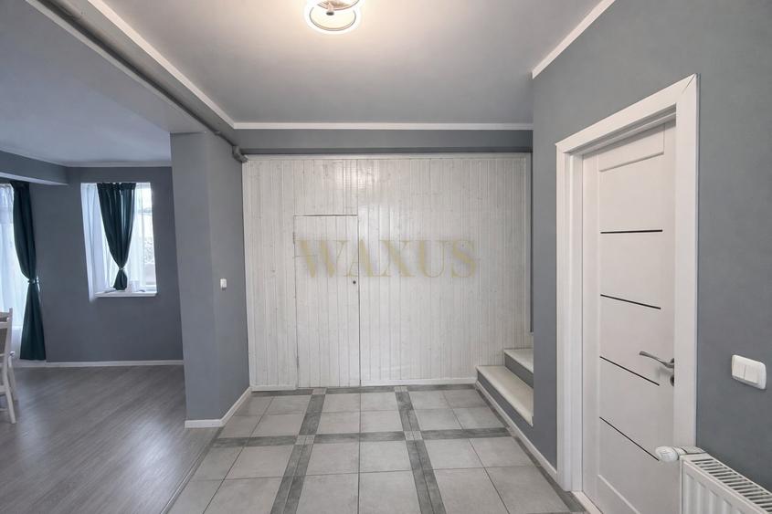 Duplex cu 5 camere cu Canalizare în Florești